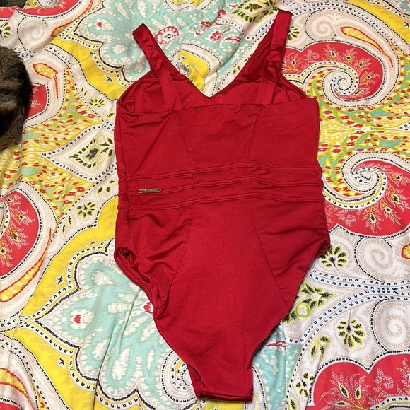 Buffbunny pleath the fifth swimsuit - Picture 2 of 5